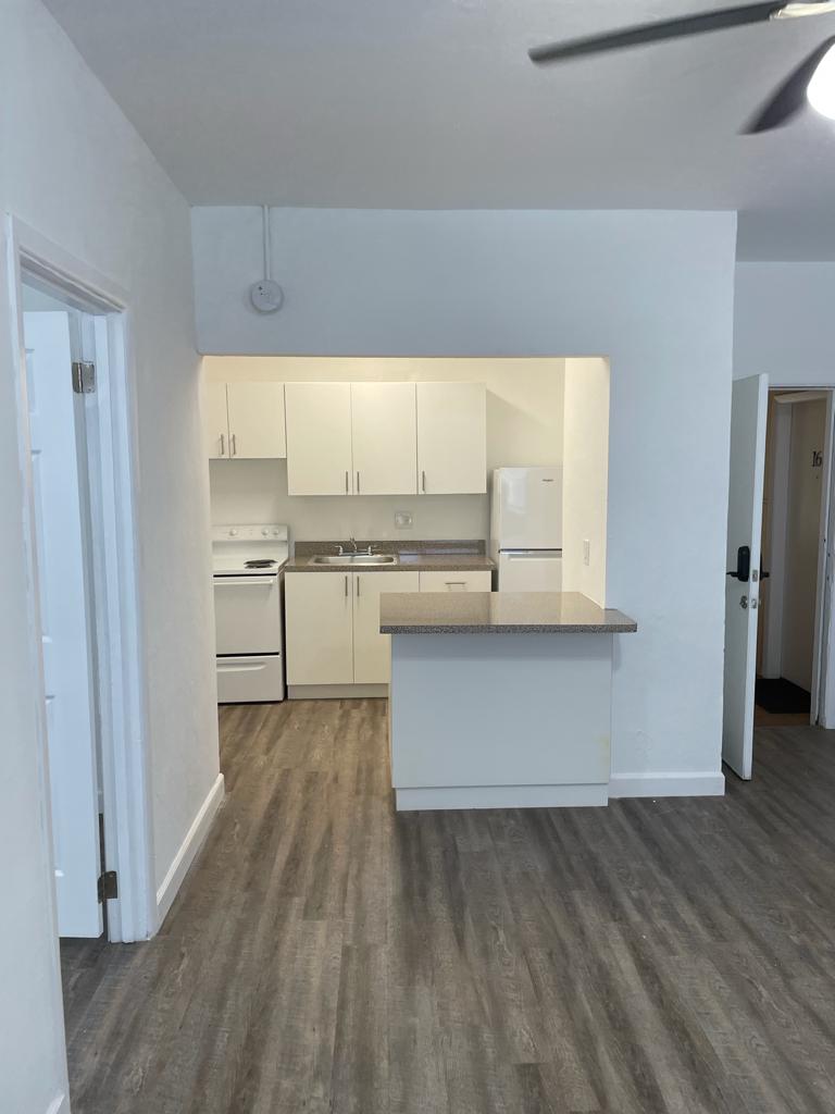 2300 W Flagler St - 17