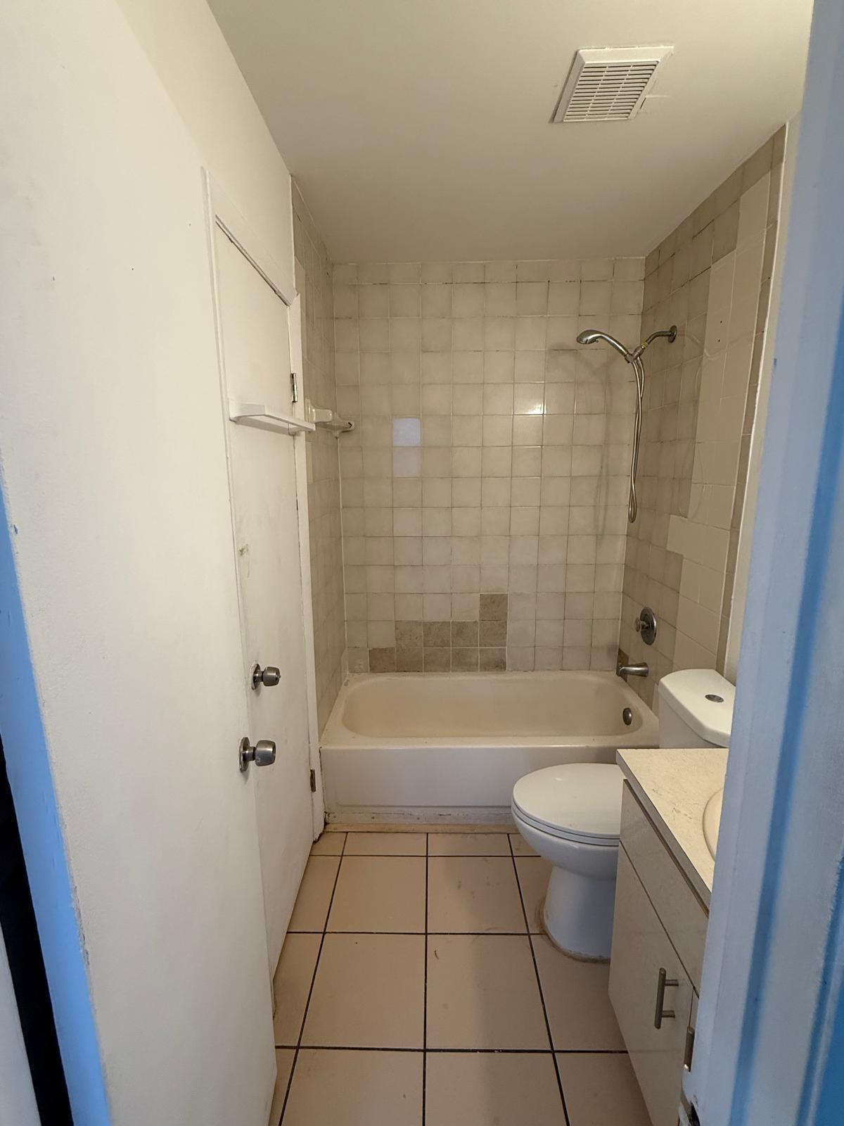 6165 W 22nd Ct. - 202