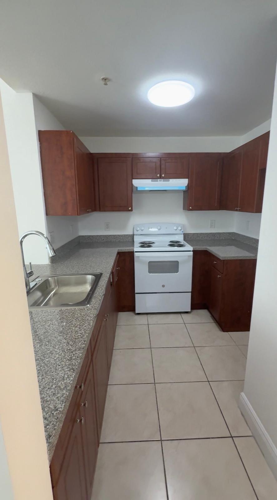 2453 W 78th St - 104