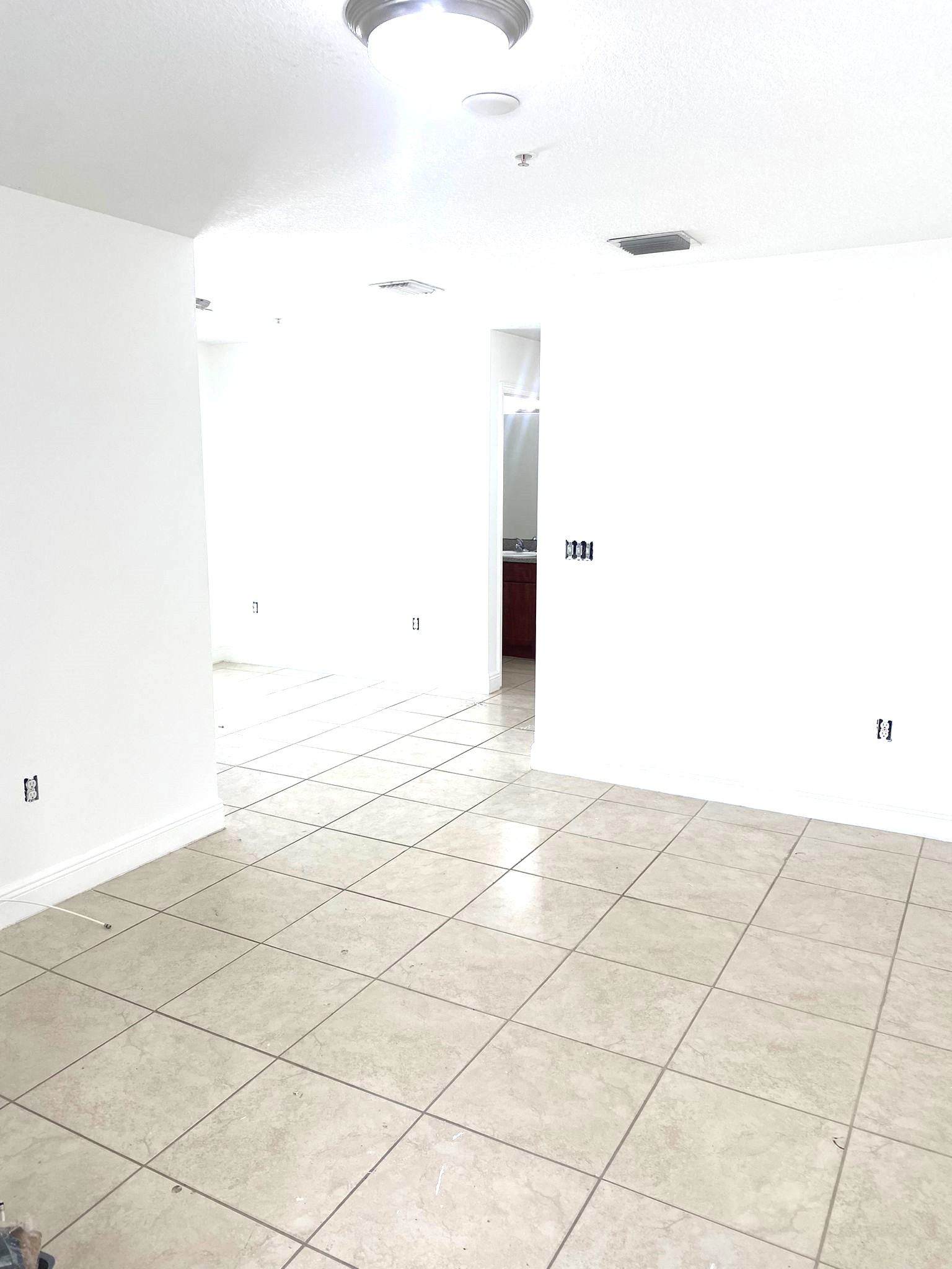 2477 W 78th St -201
